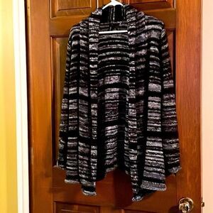 New Directions Woman sz 1X open front cardigan, black/gray/white. Essential
